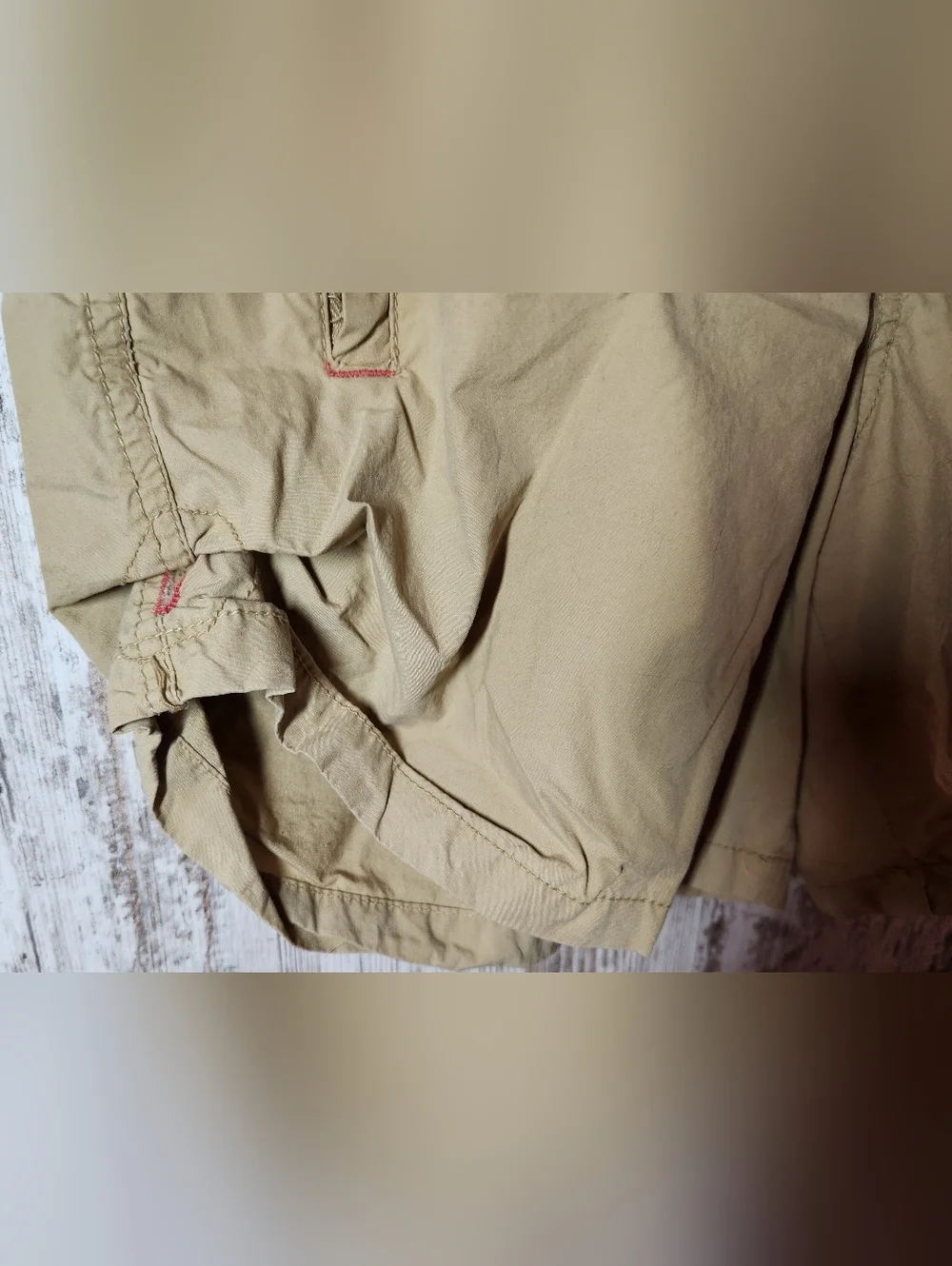 Steve & Barry's Tan Cargo Shorts with Pink Accents Size 12